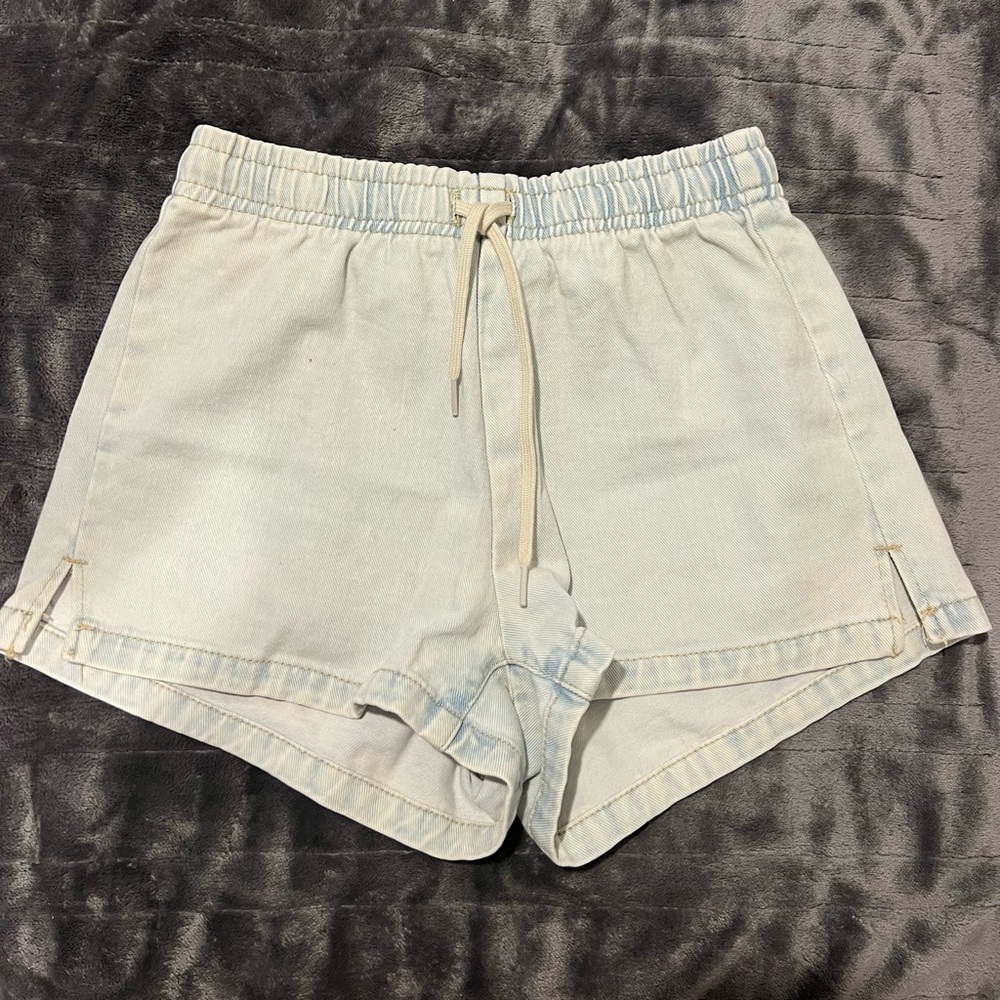 Stretchy PacSun shorts